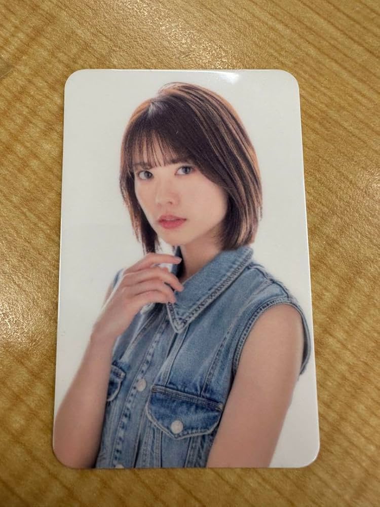 AKBグループ　小田えりな　サイン　Team8 　写真　直筆サイン　レア　非売品 AKBグループ 小田えりな サイン Team8 写真 直筆サイン レア 非売品